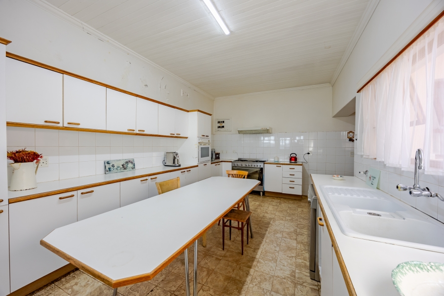 7 Bedroom Property for Sale in Wynberg Western Cape